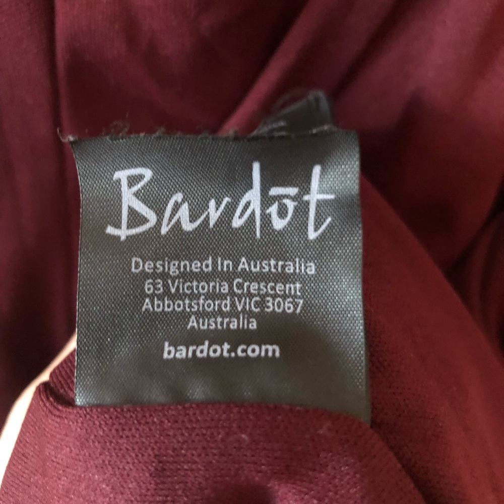 Bardot burgandy velour dress side slit - Picture 5 of 11